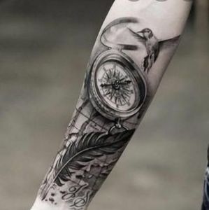 Meet your Posher, Dennis